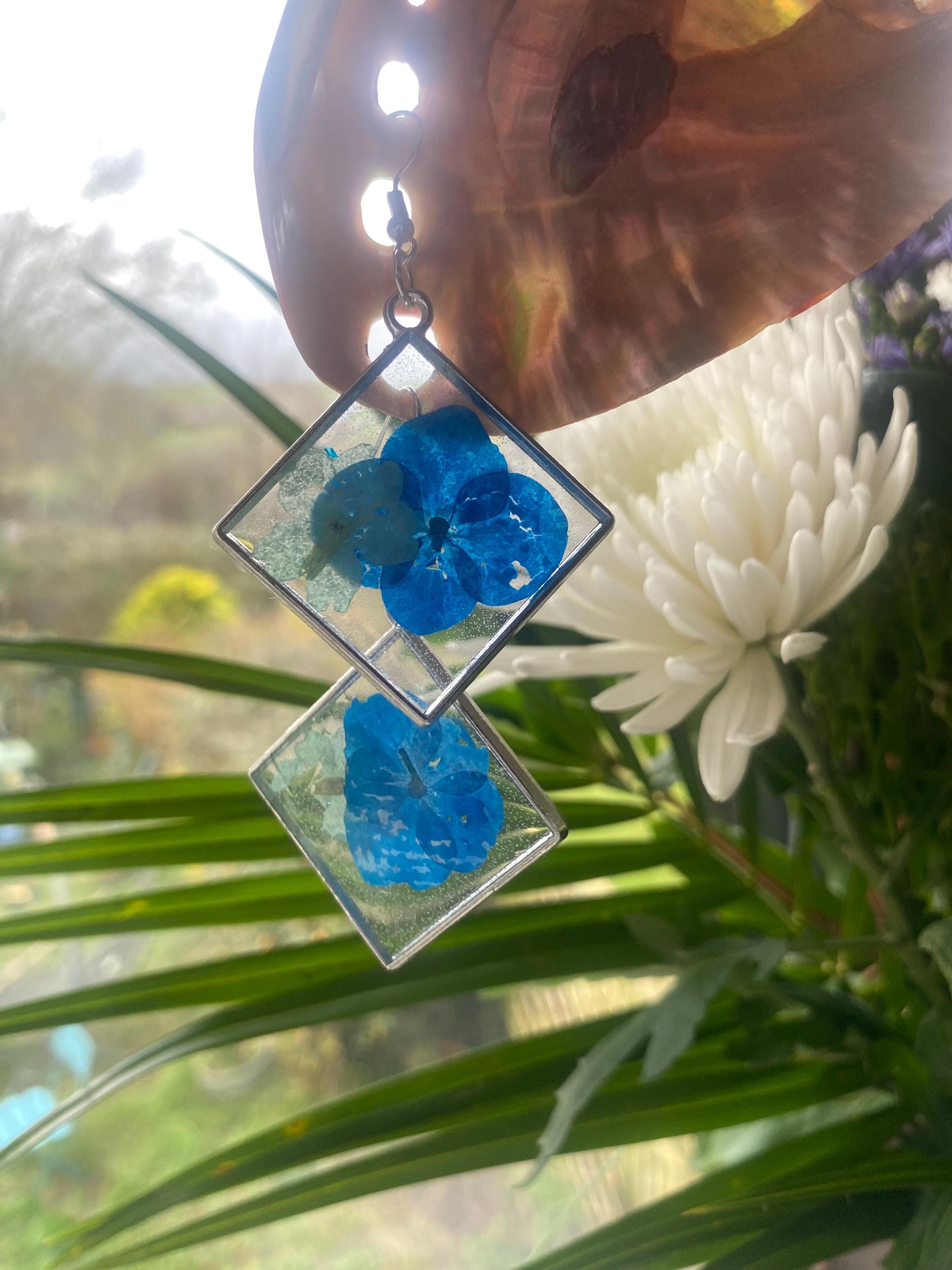 Blue Pressed Flower Resin Earrings - Square with silver frames